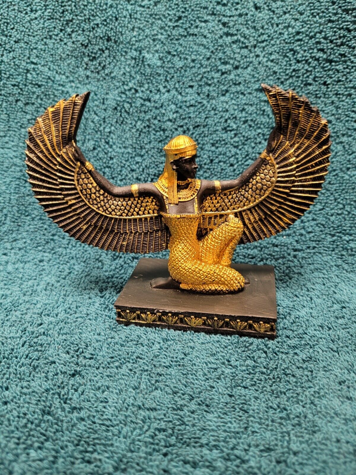 Egyptian Kneeling Goddess Isis With Open Wings Figurine Golden