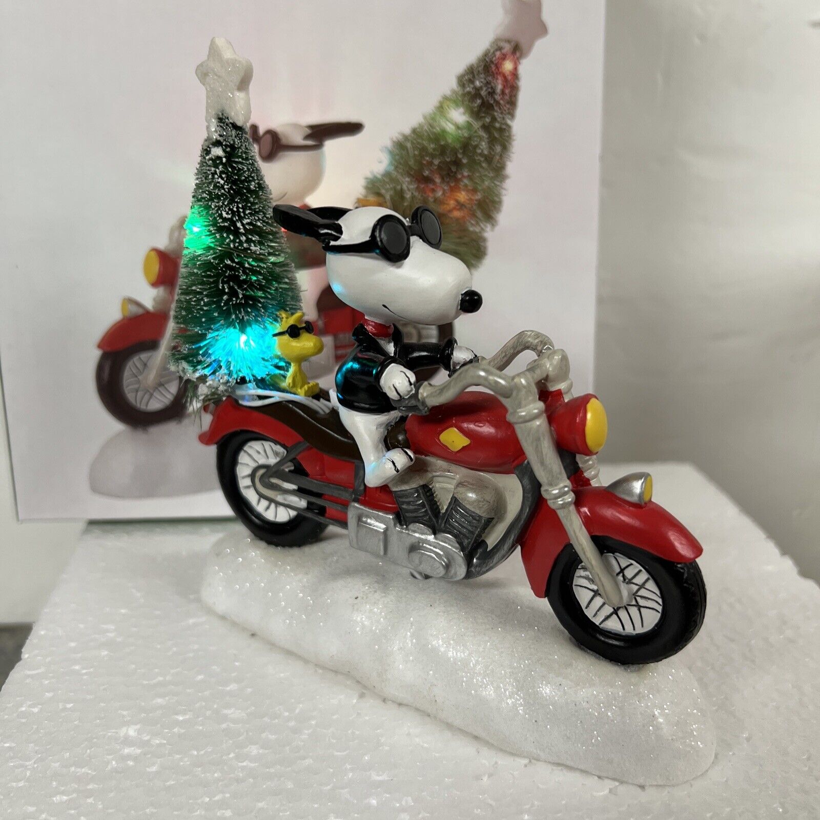 Roman Inc Peanuts Joe Cool Motorcycle Figurine Christmas Snoopy Biker Lighted