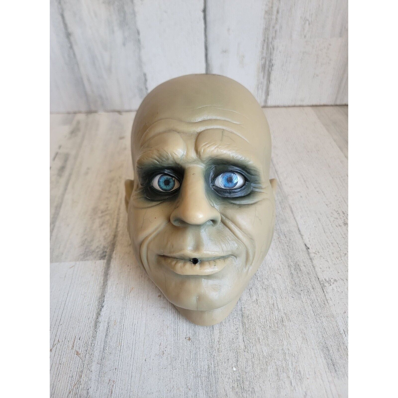 Gemmy uncle fester moving eye animated prop decor