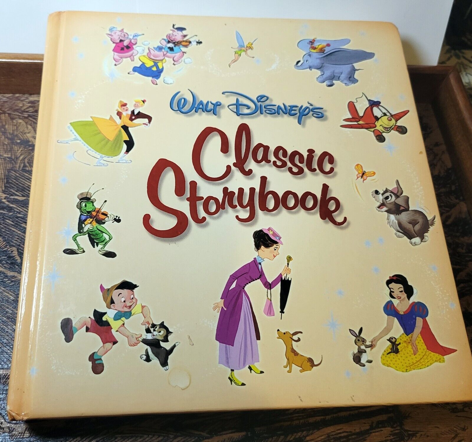 Walt Disney\'s Classic Storybook 2001 First Edition Beautifully Illustrated VTG