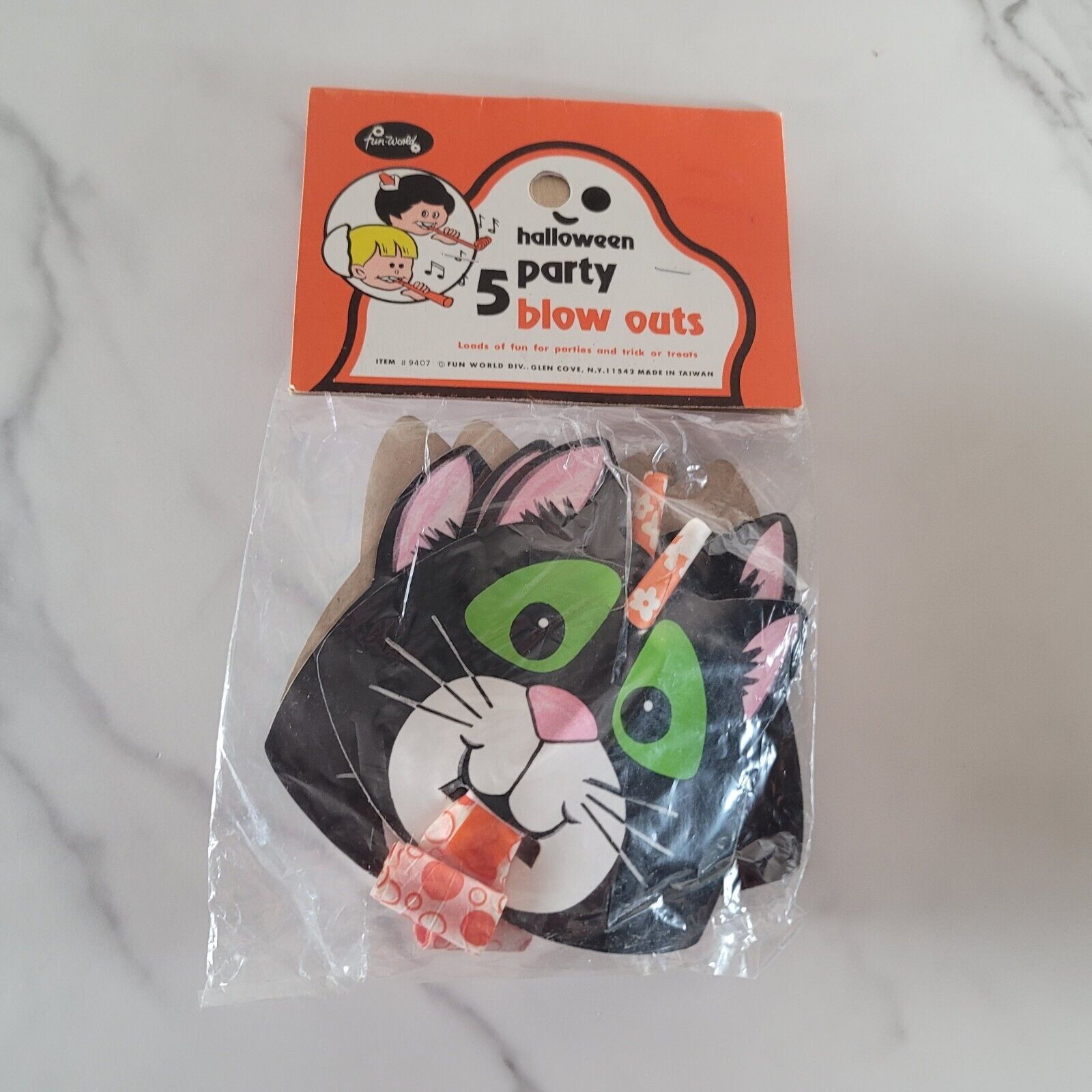 VINTAGE FUN WORLD HALLOWEEN PARTY BLOW OUTS PACK OF 5 - BLACK CAT