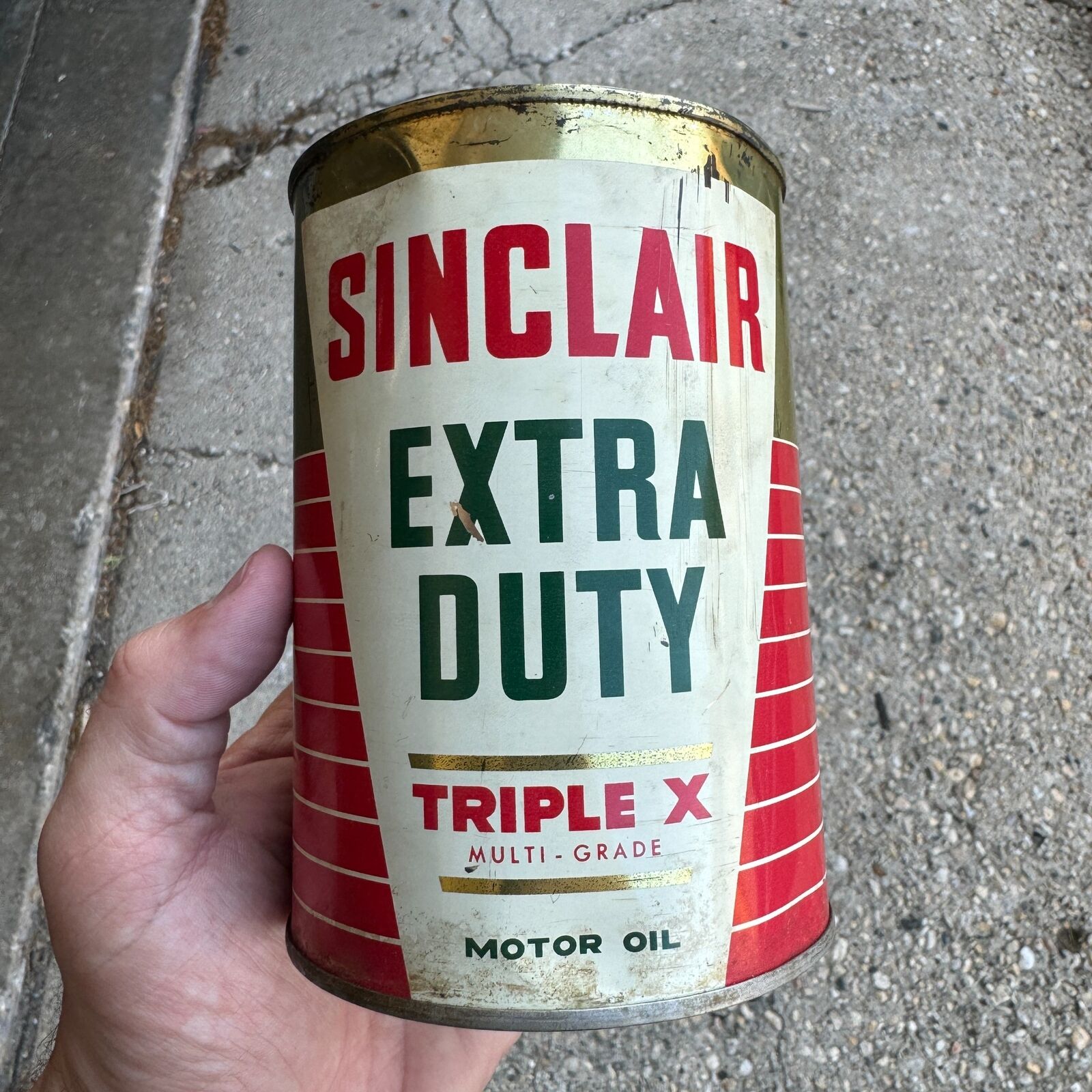 VTG Sinclair Extra Duty Triple X Multi Grade Motor Oil Can Tin Quart Empty Dino