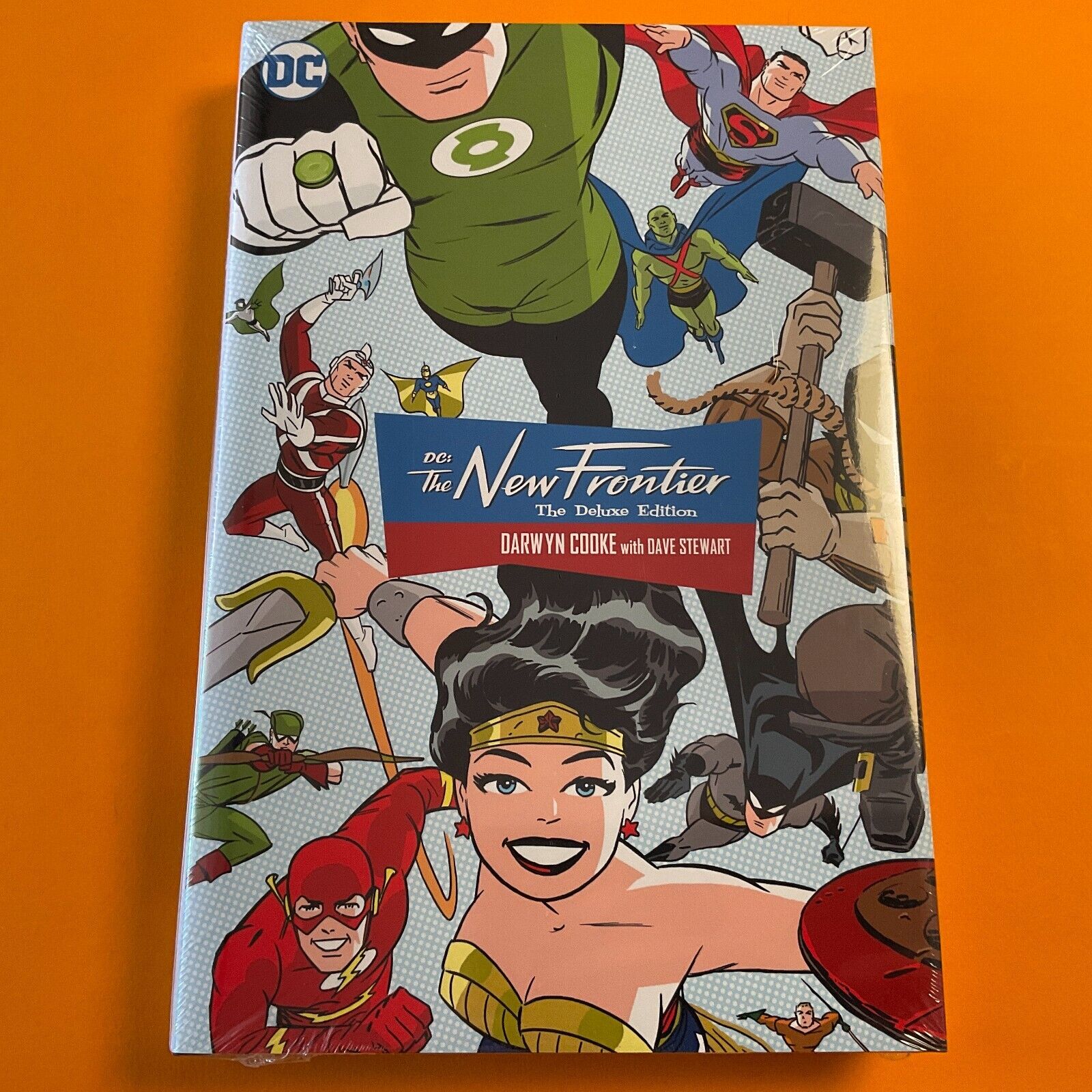 Sealed DC The New Frontier The Deluxe Edition Hardcover HC Darwyn Cooke