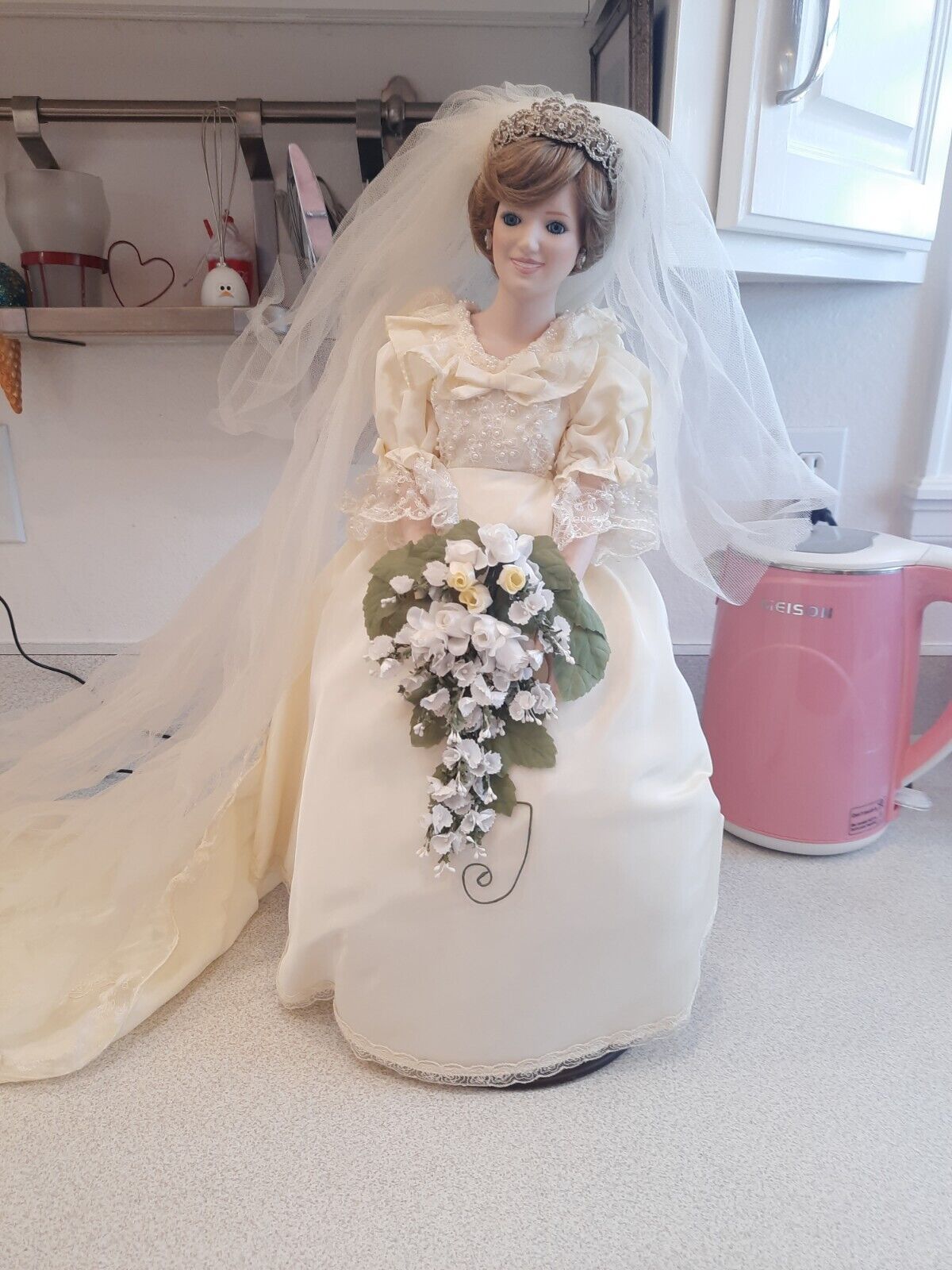 The Princess Diana Bride Doll - Original Package 19