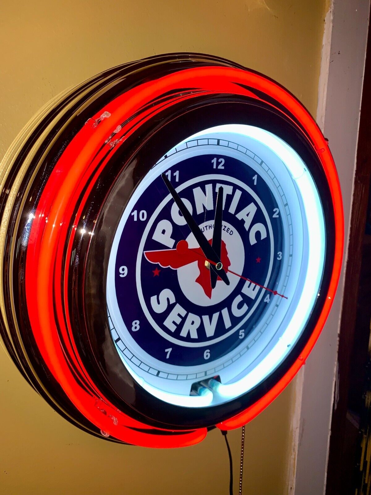 Pontiac Service Motors Auto Man Cave RED Neon Wall Clock Advertising Sign