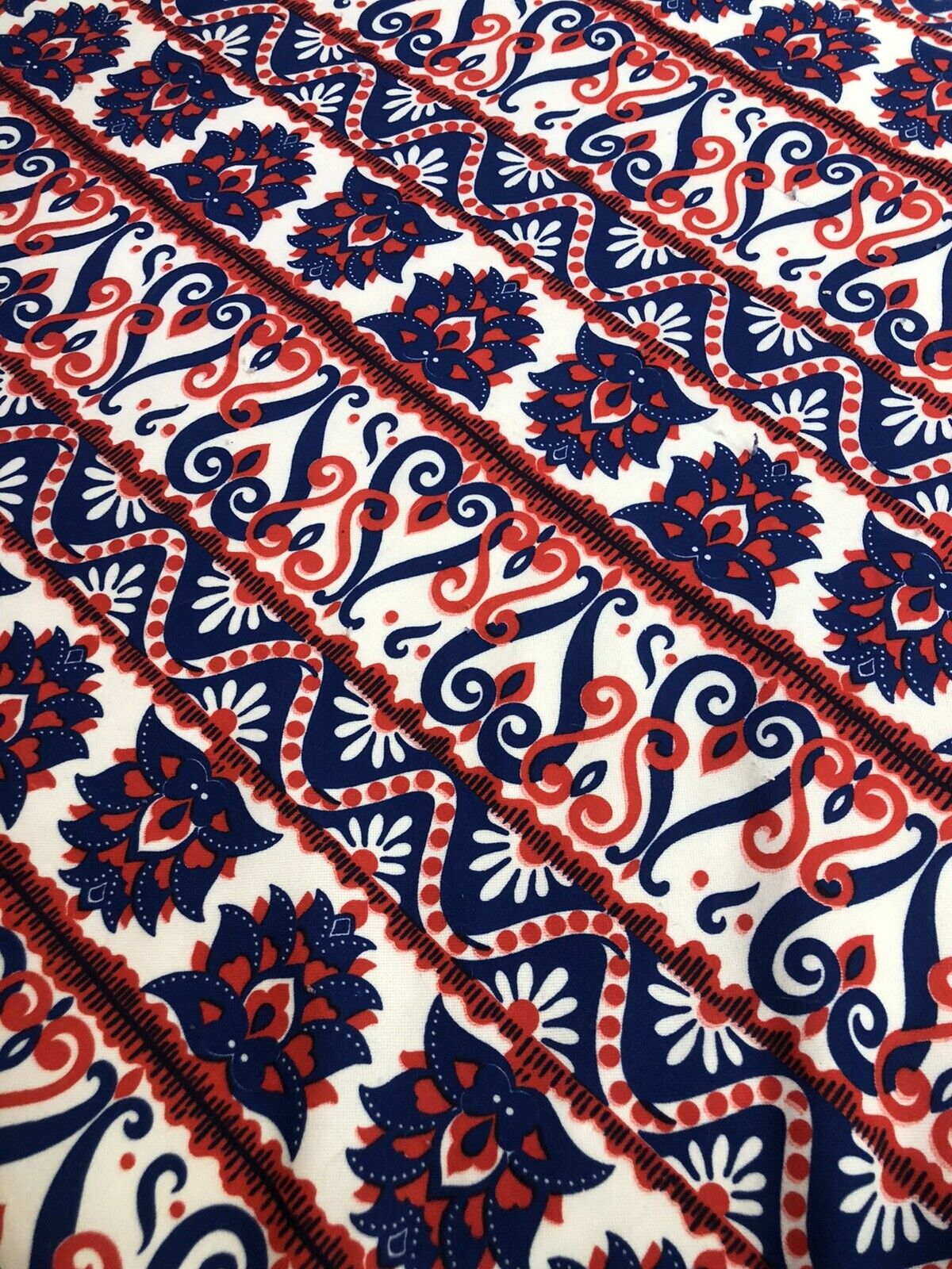 Funky 1960s 1970s Vintage Hand Made Quilt Bed Spread TWIN 95x51