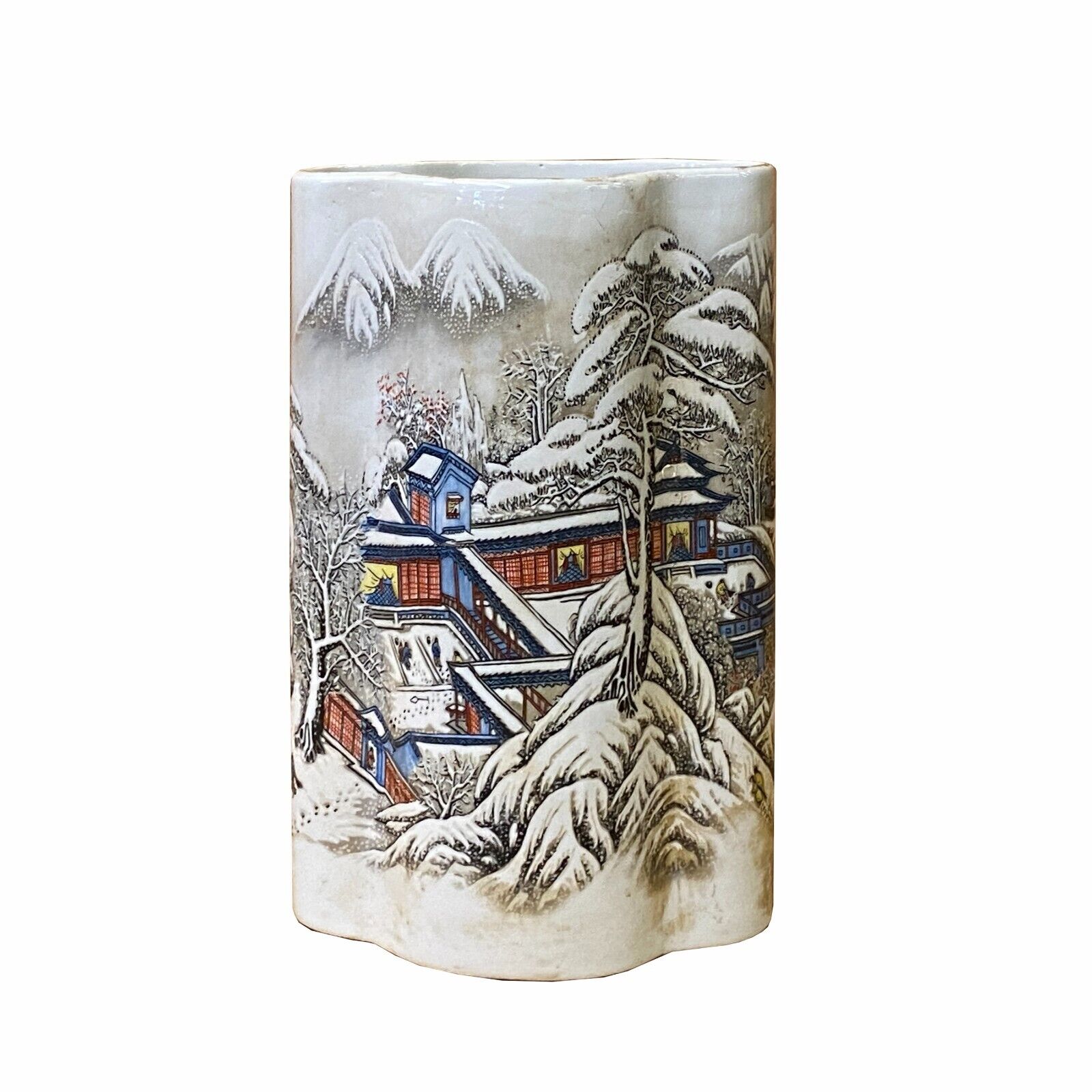 Chinese Off White Porcelain Snow Scenery Flower Shape Vase ws2356