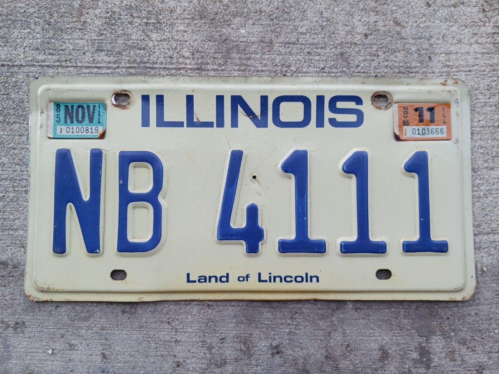 1985 Illinois IL License Plate NB 4111