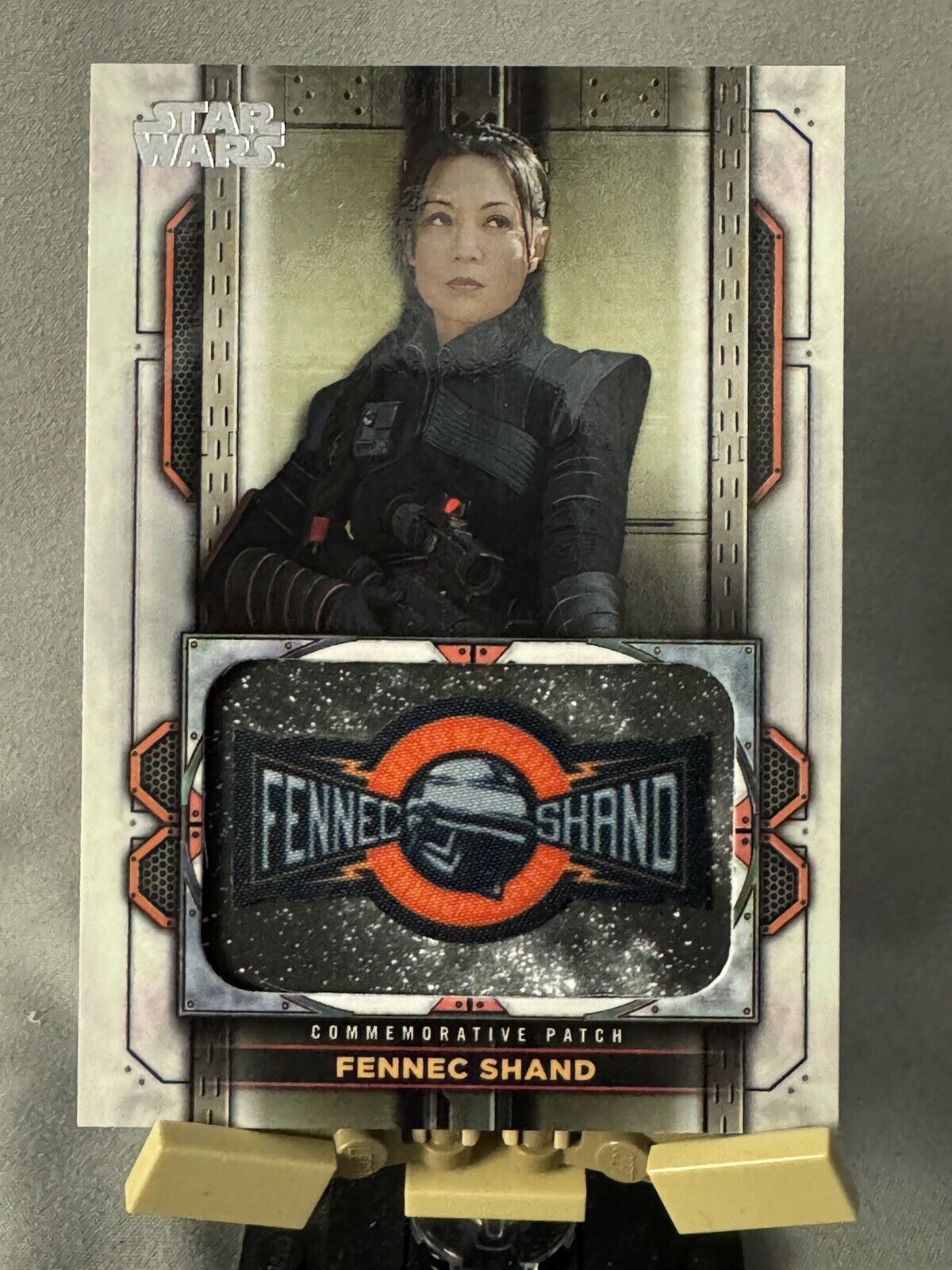 2022 Topps The Book of Boba Fett MP-17 FENNEC SHAND Commemorative Patch Card