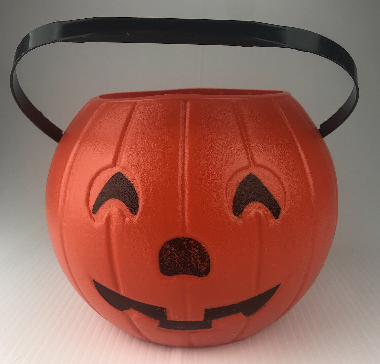 Vintage 1985 Blinky Products Pumpkin Halloween Candy Plastic Pail Bucket 8” Wide