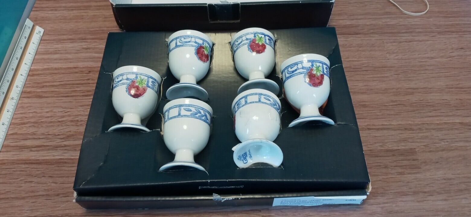 Vintage France Gien Porcelain Eggs Cups Set 