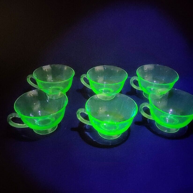 Set of 6 - Vintage Uranium Glass Coffee/Tea Cups ( No Chips Or Cracks )