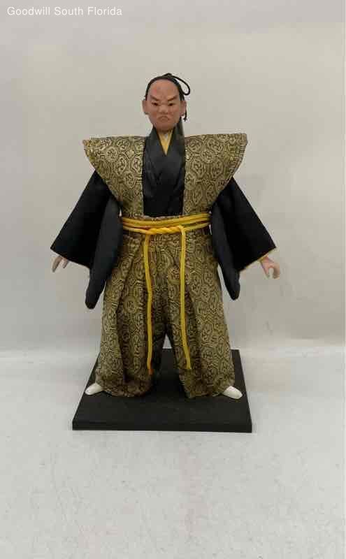 Japanese Samurai Men Figure Collectible Doll In Green Black Dress