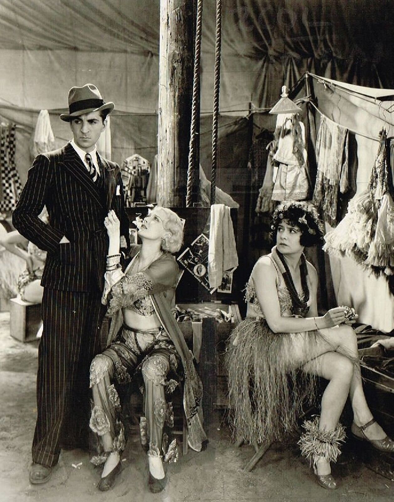 1920s-Classic Cinema Starlets MARY NOLAN & CLAIRE McDOWELL Leggy PHOTO (193-d )