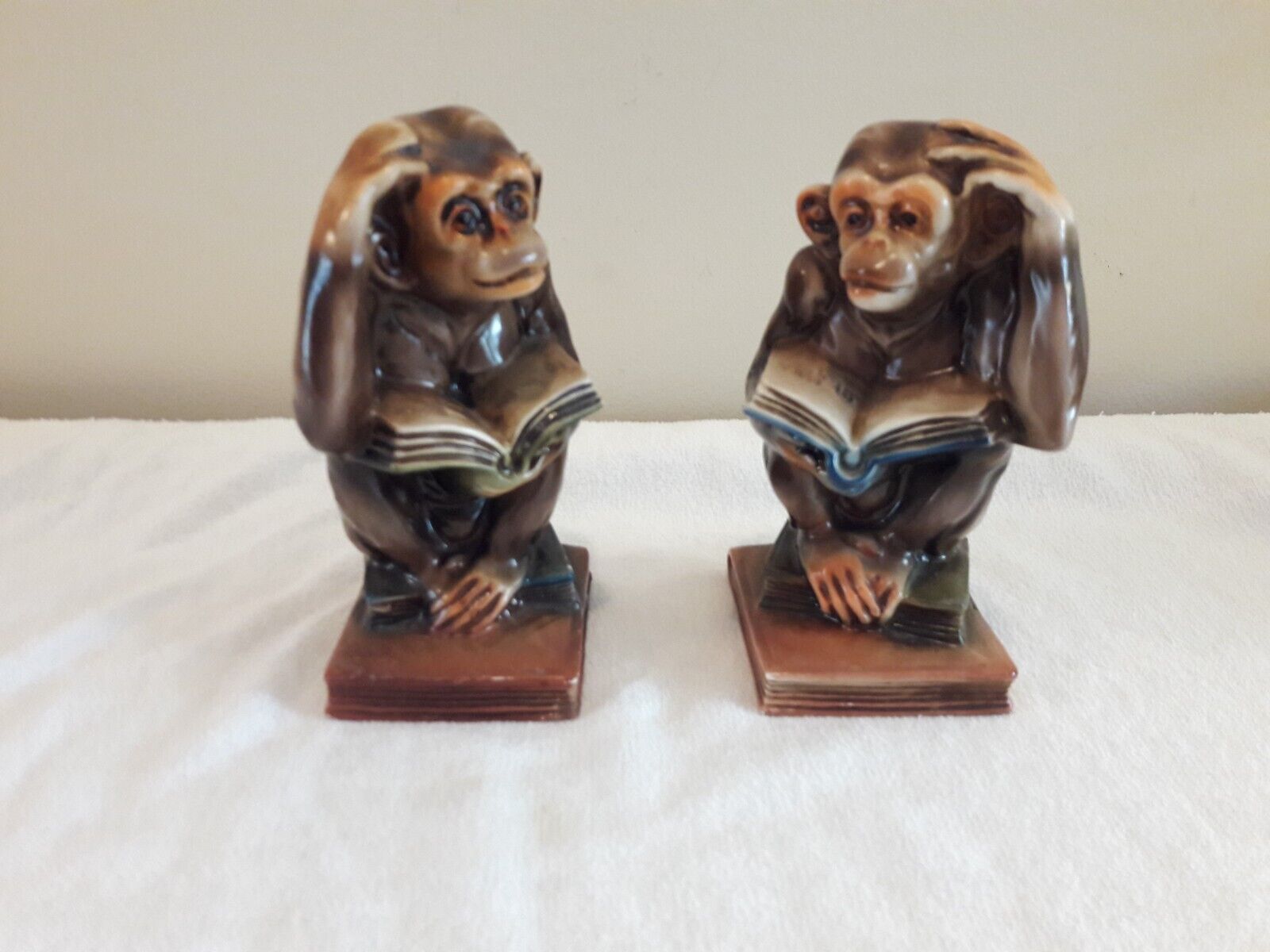 Vintage 1950\'s Norleans Monkeys 7” Pair With Books Figurines / Book Ends
