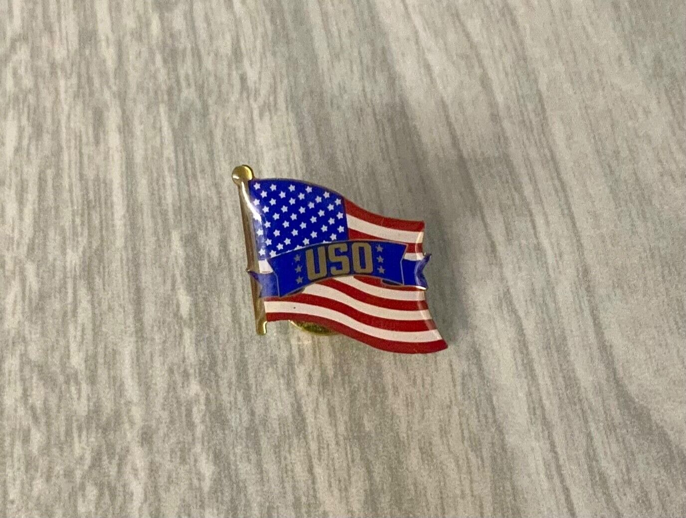 vintage USO American Flag Lapel hat pin, jacket pin, flag, American flag pin,pin