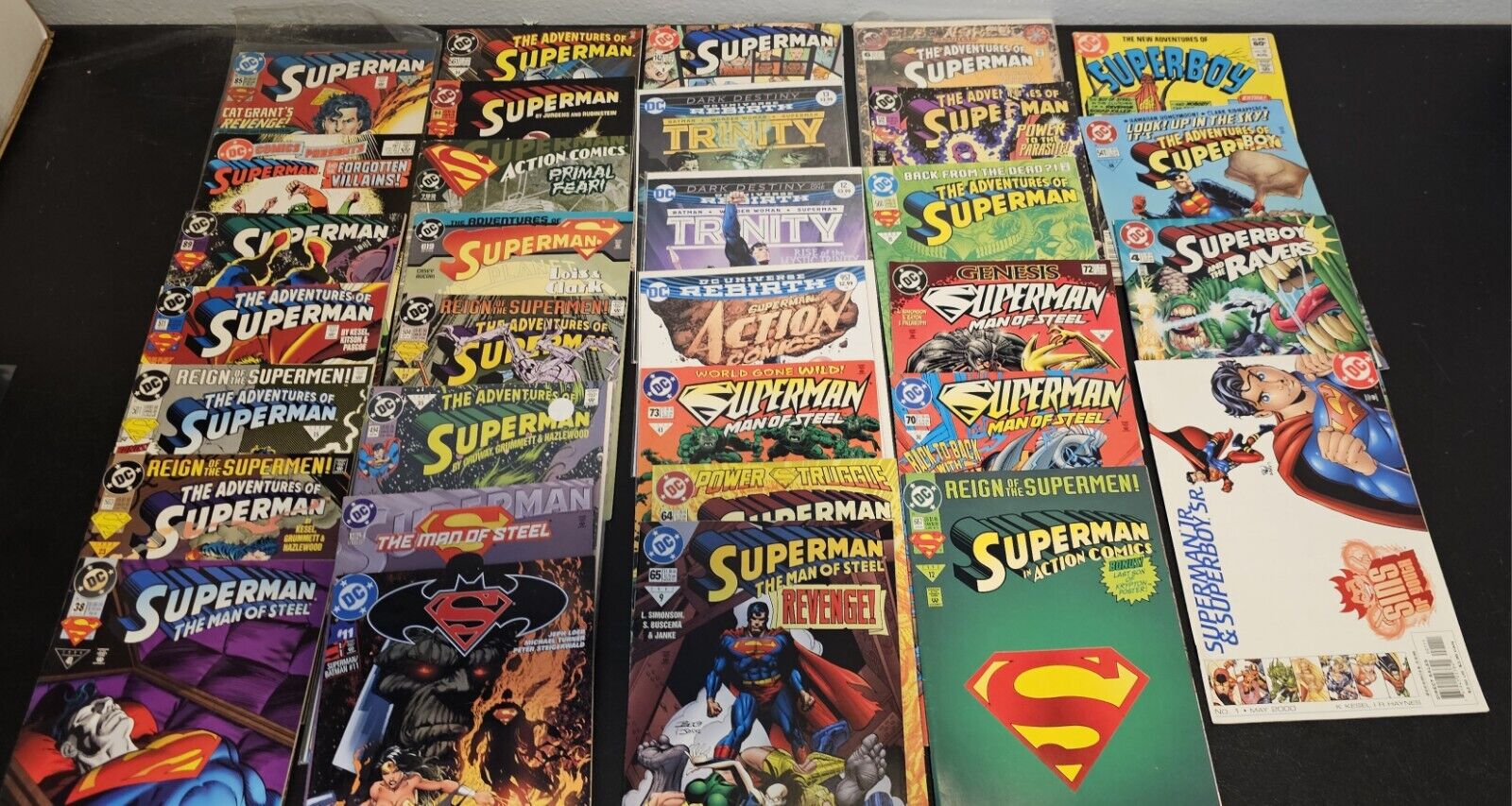 DC SUPERMAN Comic Lot Of 32