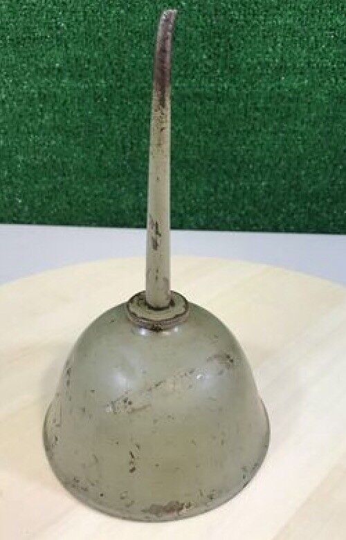   Oil Can Thumb Metal Collectible Vintage Old