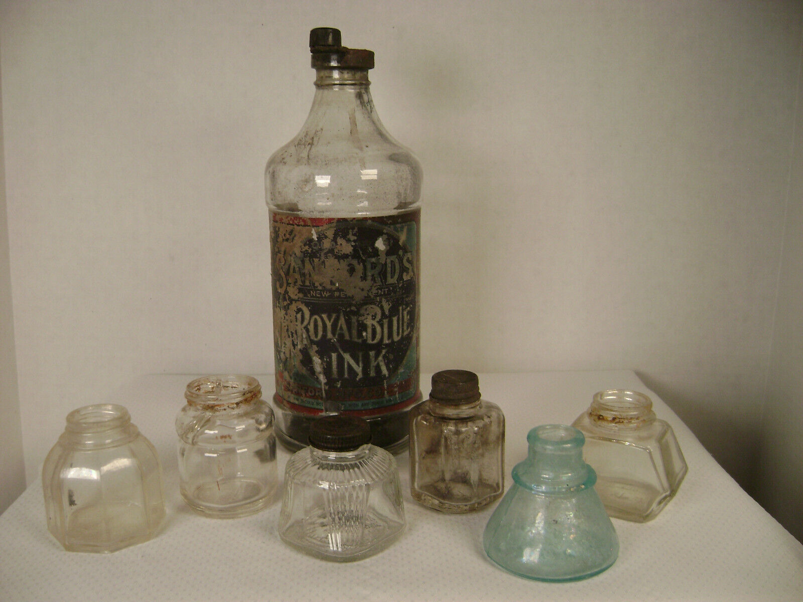 Antique Ink Bottle W/ Label Sanford’s Fountain Pen Master Ink & 6 small Bottles