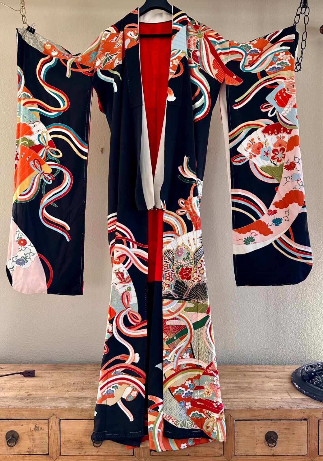 Antique 1920s Museum Quality Japanese Uchikake Silk Embroidery Wedding Kimono