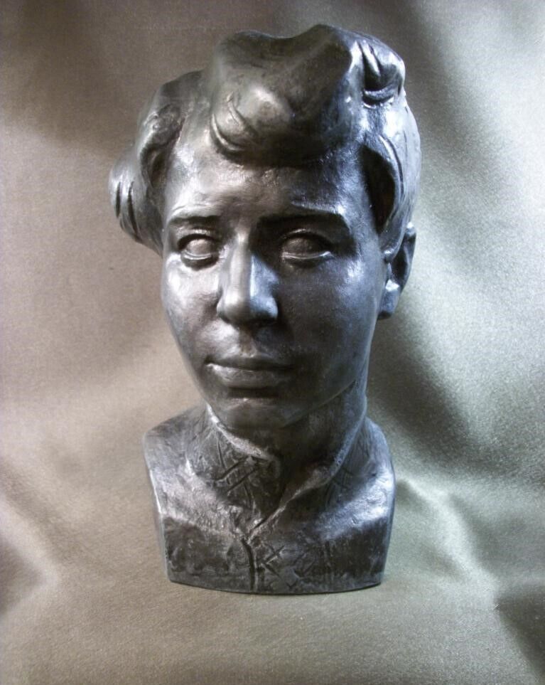 Old Statue -Bust, Soviet Russian Poet. S. Yesenin. Heavy Metal. A Wonderful Gift