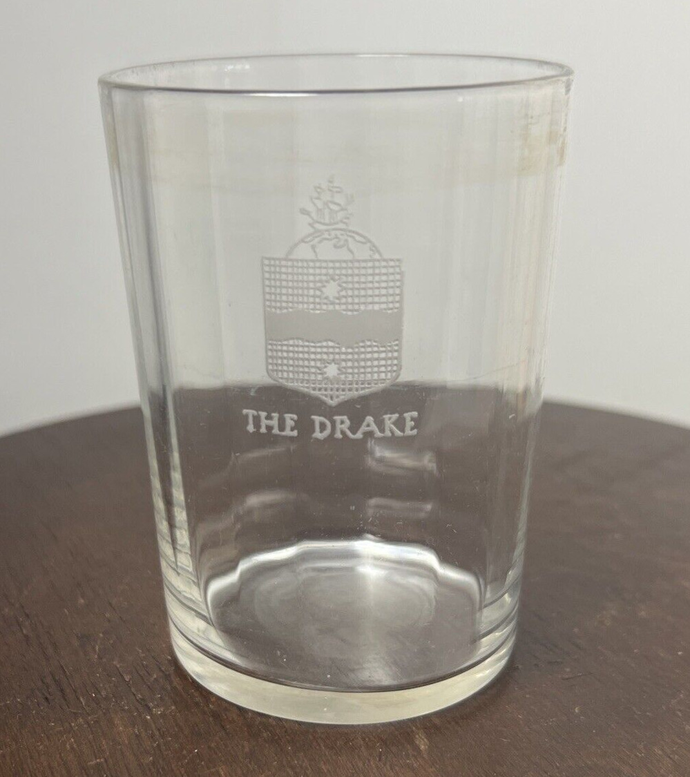 Vintage The Drake Hotel Cocktail Drink Glass Clear Chicago Etched 3.75\