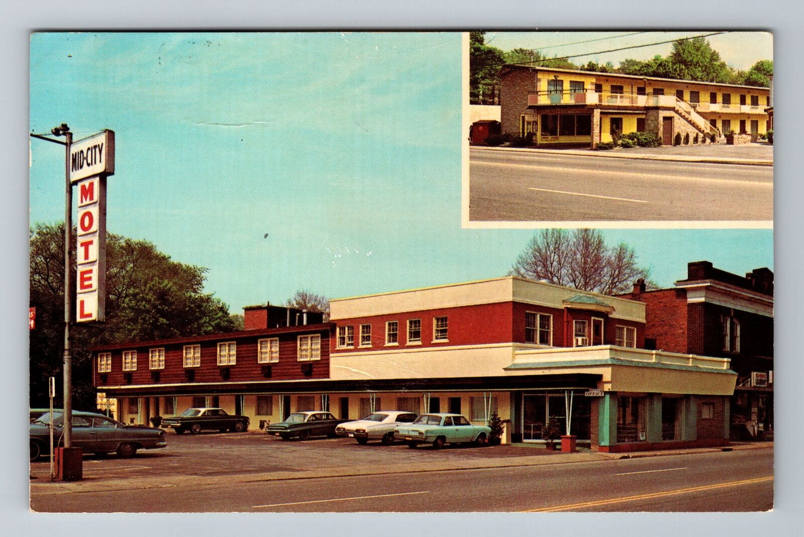 Wheeling WV-West Virginia, Mid City Motel Lounge c1975 Vintage Postcard
