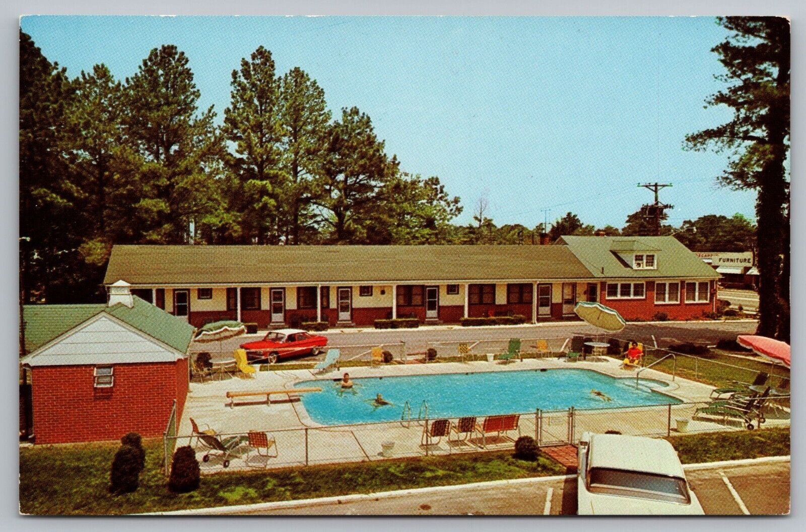 Carolynn Court Motel Williamsburg Virginia VA Postcard Pool Old Cars US 60