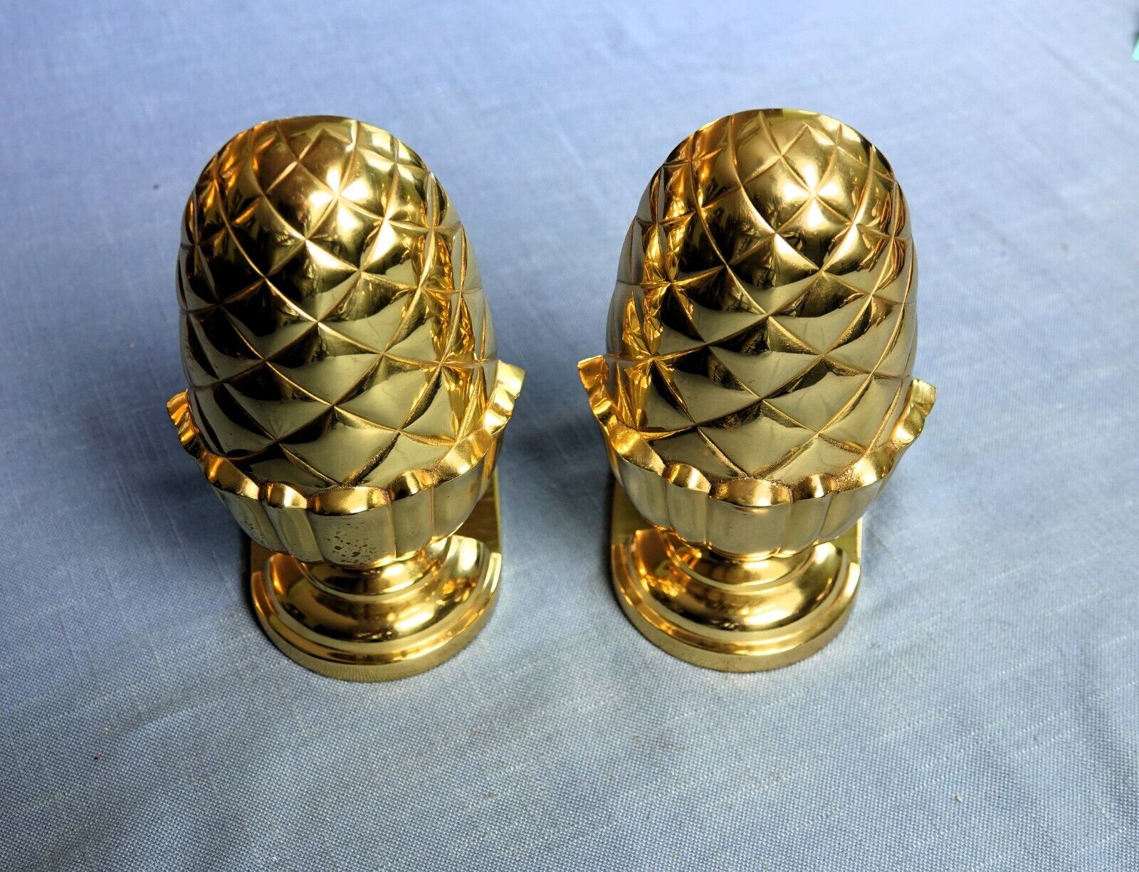 SET OF 2 BOOKENDS GOLD LACQUERED METAL PINEAPPLE THEME 7.0