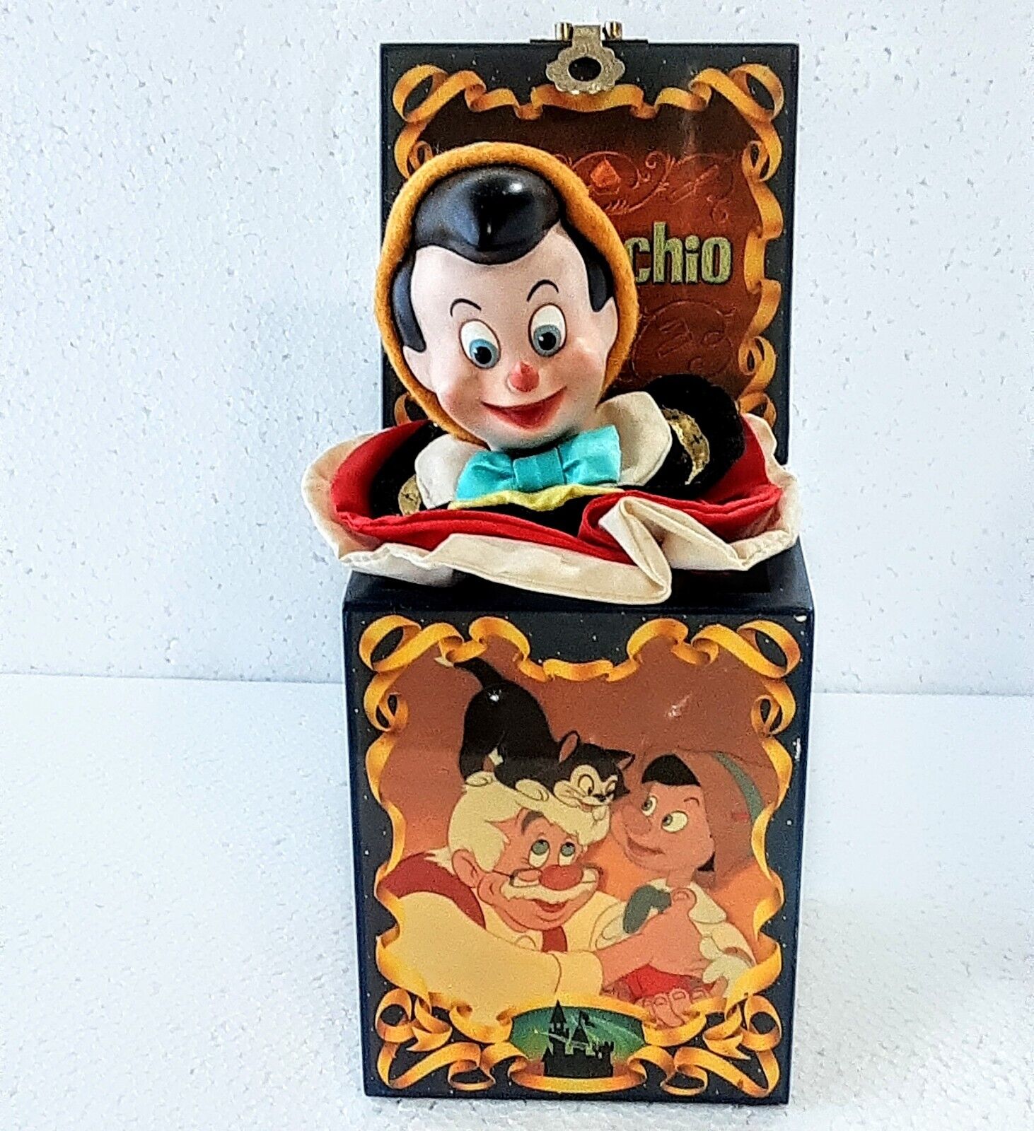 Vintage Walt Disney\'s PINOCCHIO 50th Anniversary Mini Musical Jack-In-The-Box