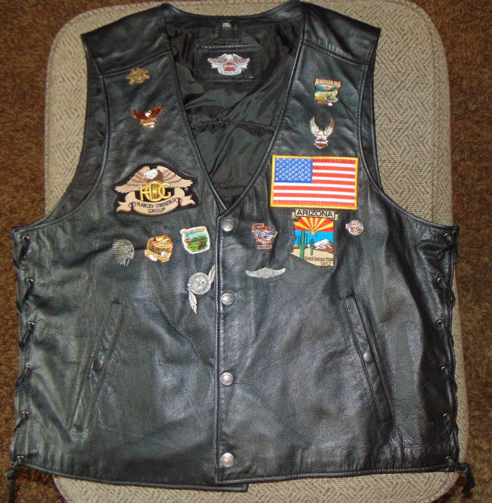 Vintage Harley Davidson Owners Group Leather Vest  Patches & 11 Pins XXL Awesome