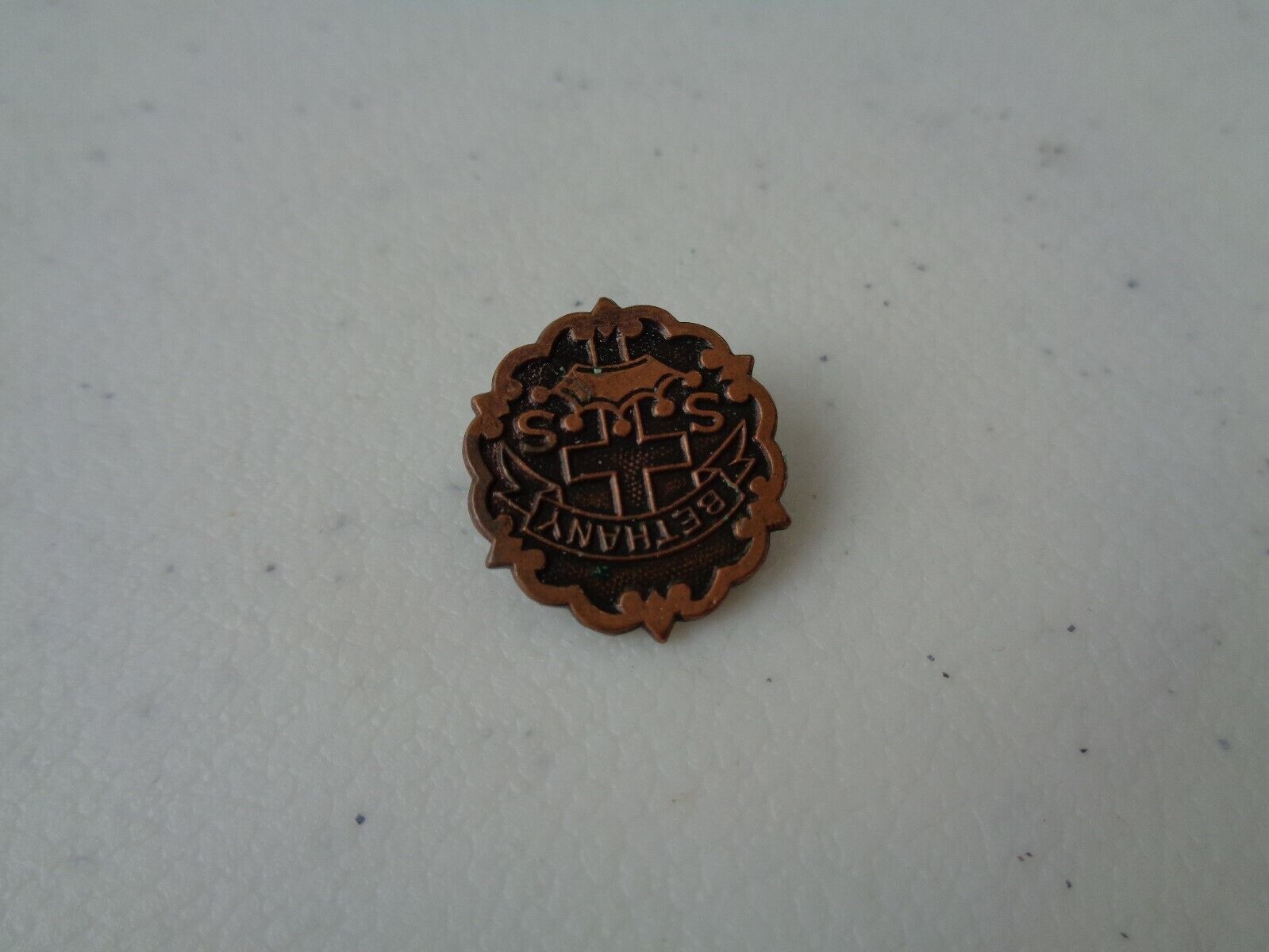 RARE Vtg BETHANY COLLEGE SS Sunday School Lapel Pin Little System Cross/Crown D5