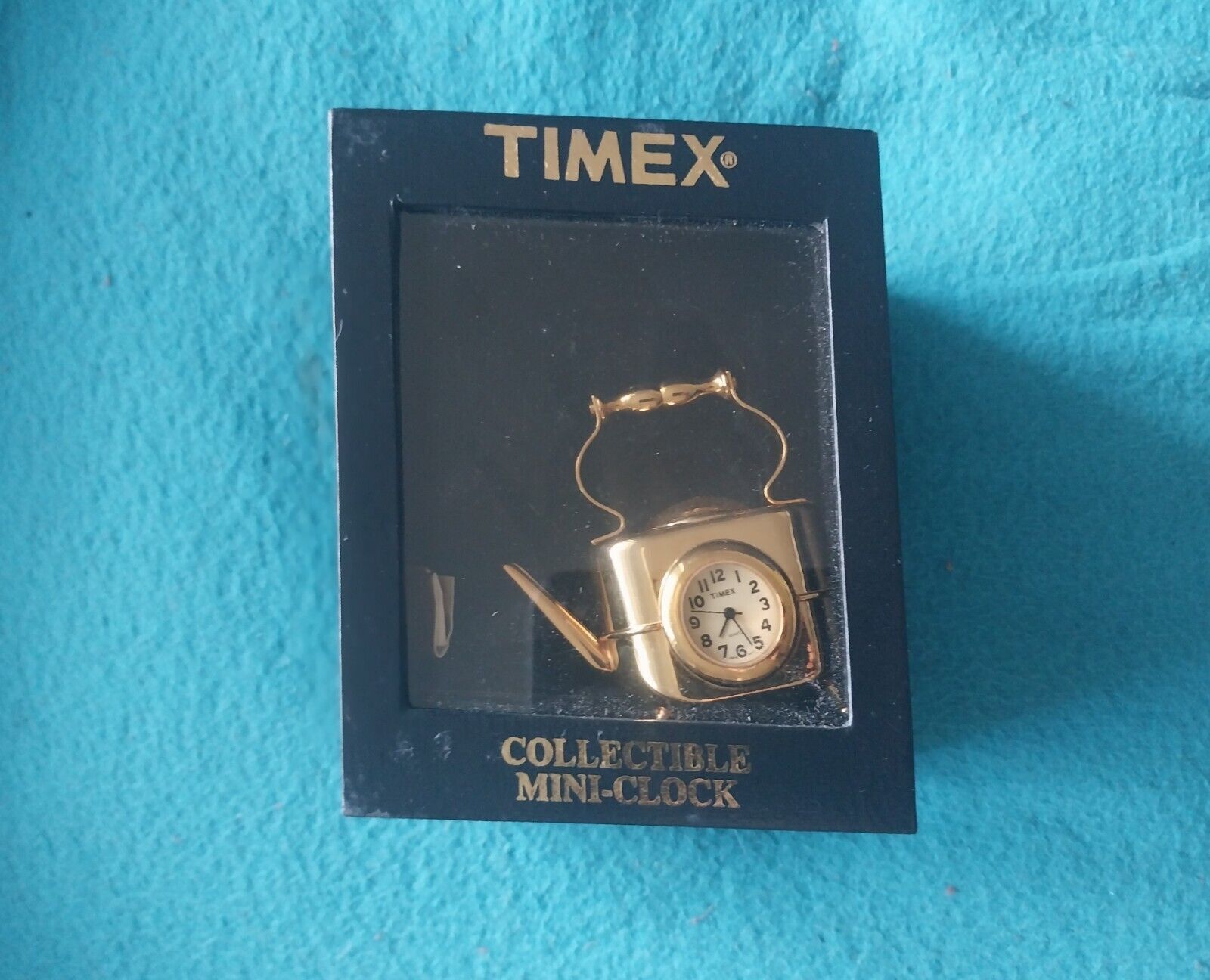 Very RARE- Collectable Mini Teapot Clock