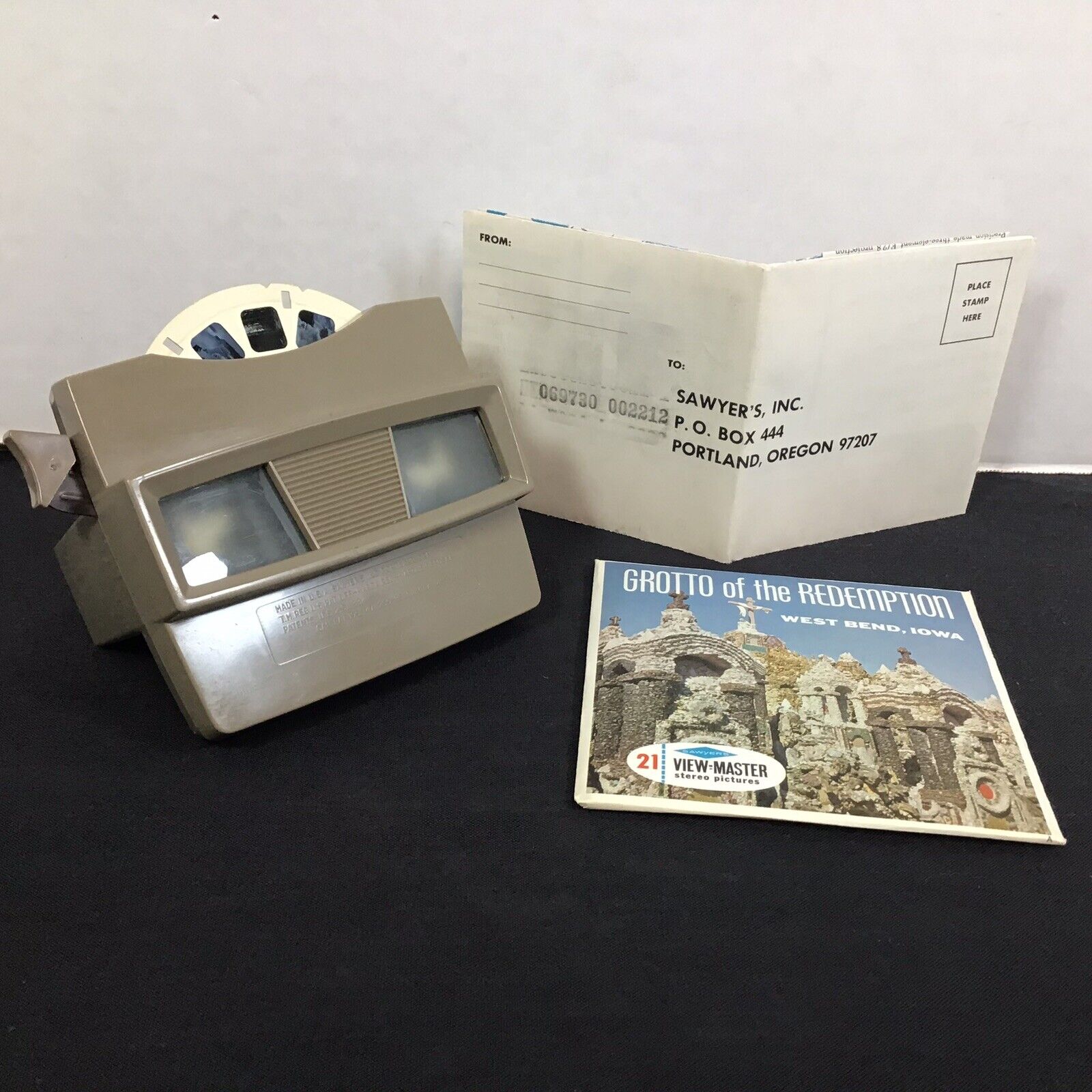 Sawyer’s View Master Viewer Tan Vintage 1970s w Grotto of Redemption Pictures