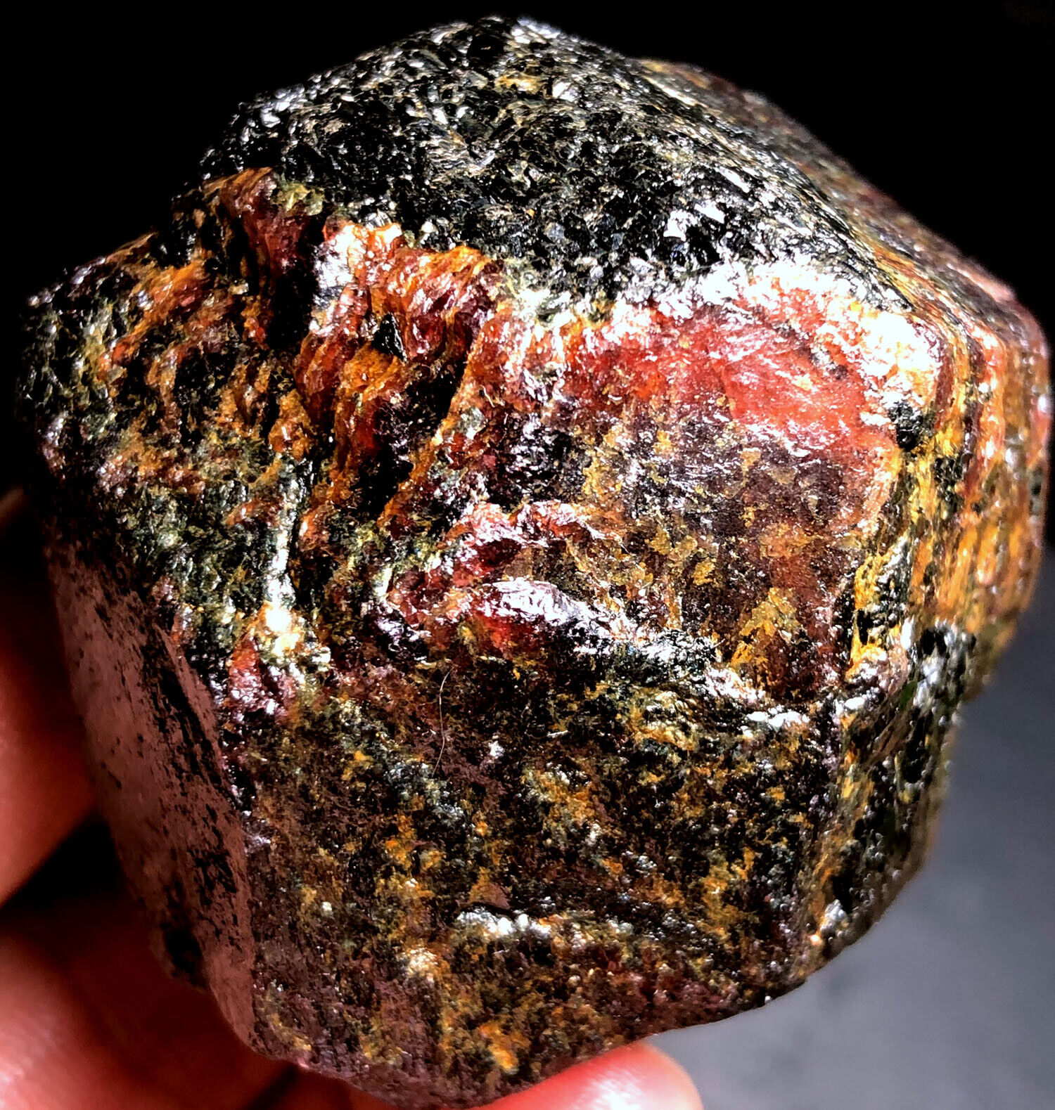 298g Natural RED Garnet Crystal gemstone rough stone mineral specimen h251