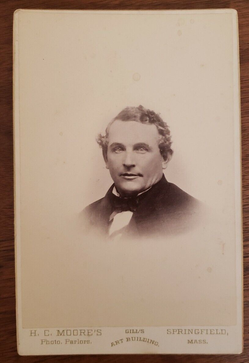 Springfield, MA Cabinet Card handsome man w curly hair, light eyes by H.C. Moore