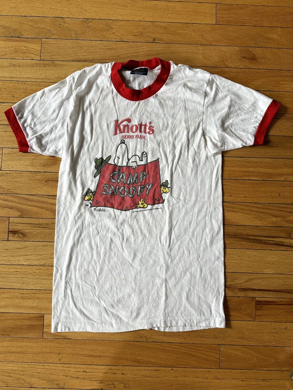 Vintage 1980\'s Knott\'s Berry Farm Peanuts Camp Snoopy T-Shirt Size Large