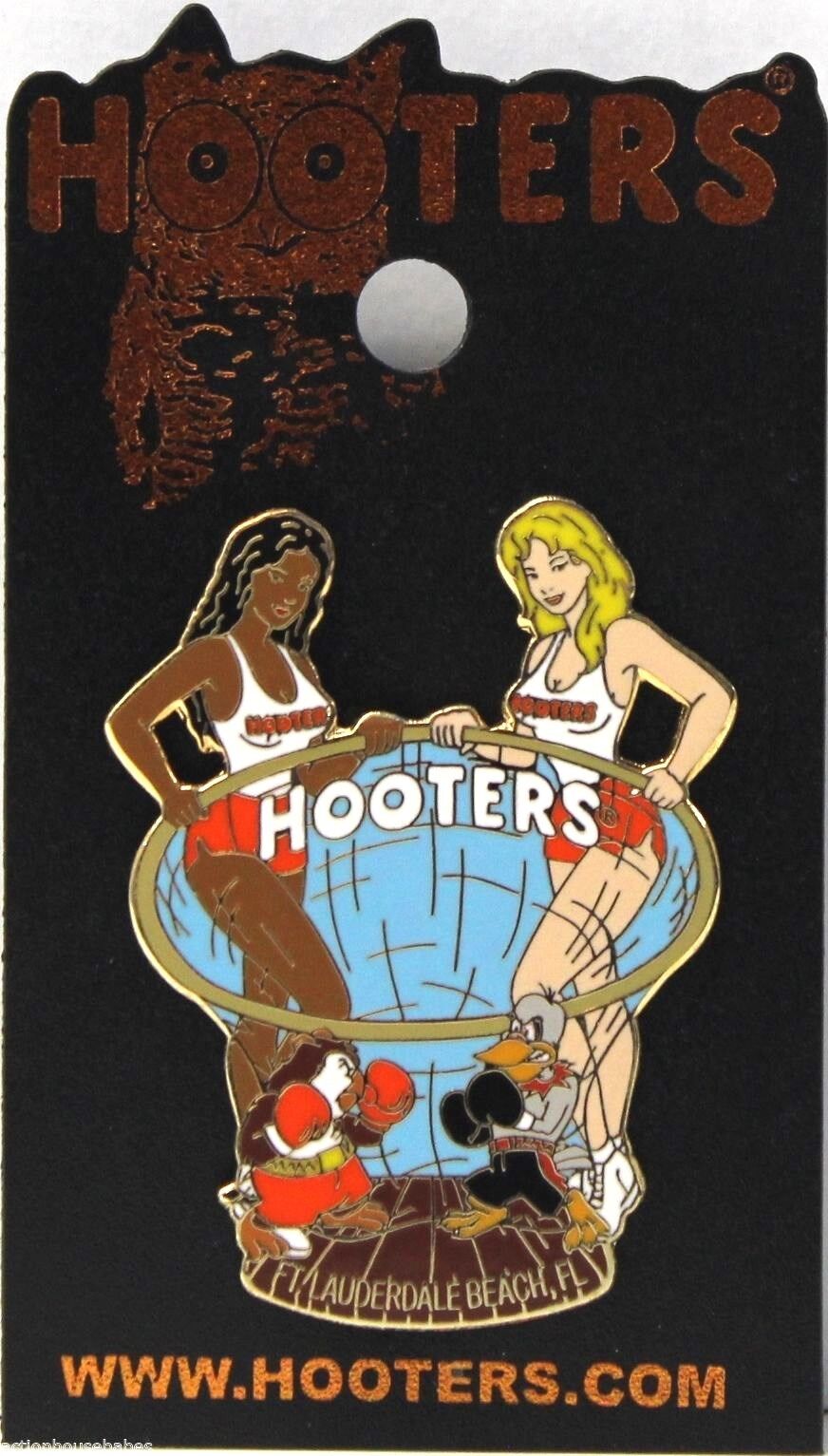HOOTERS 2 SEXY GIRLS  HOOTIE OWL BOXING DUCK FIGHT FT LAUDERDALE FL FLORDIA PIN