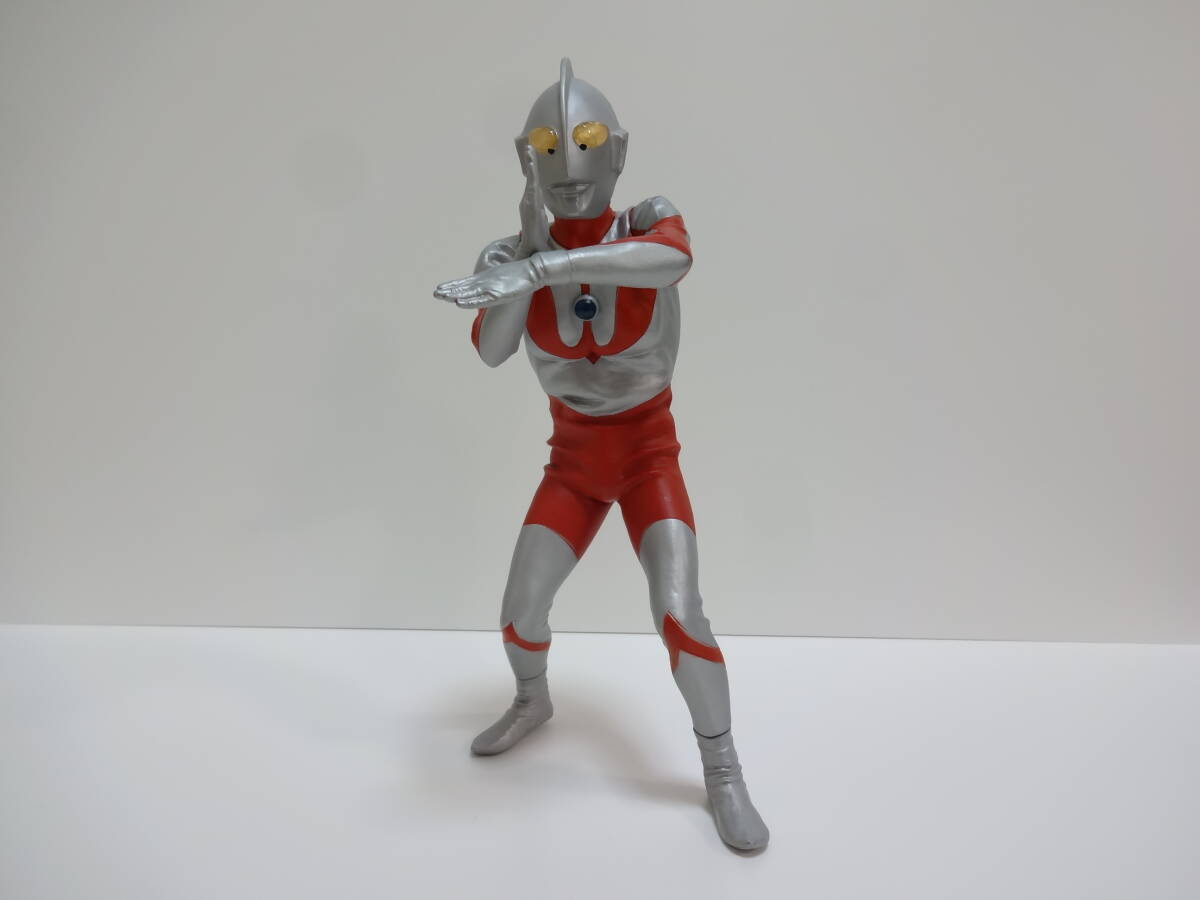 X PLUS Daikaiju Series Ultraman C Type Specium Ray Pose