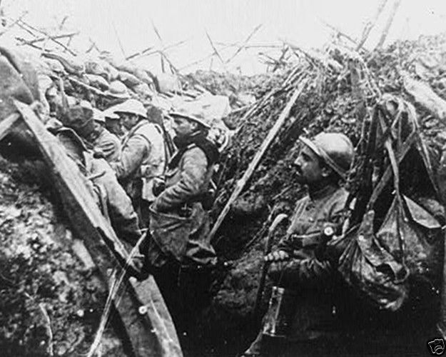 French troops in trench preparing to go over the top World War I WWI 8x10 Photo