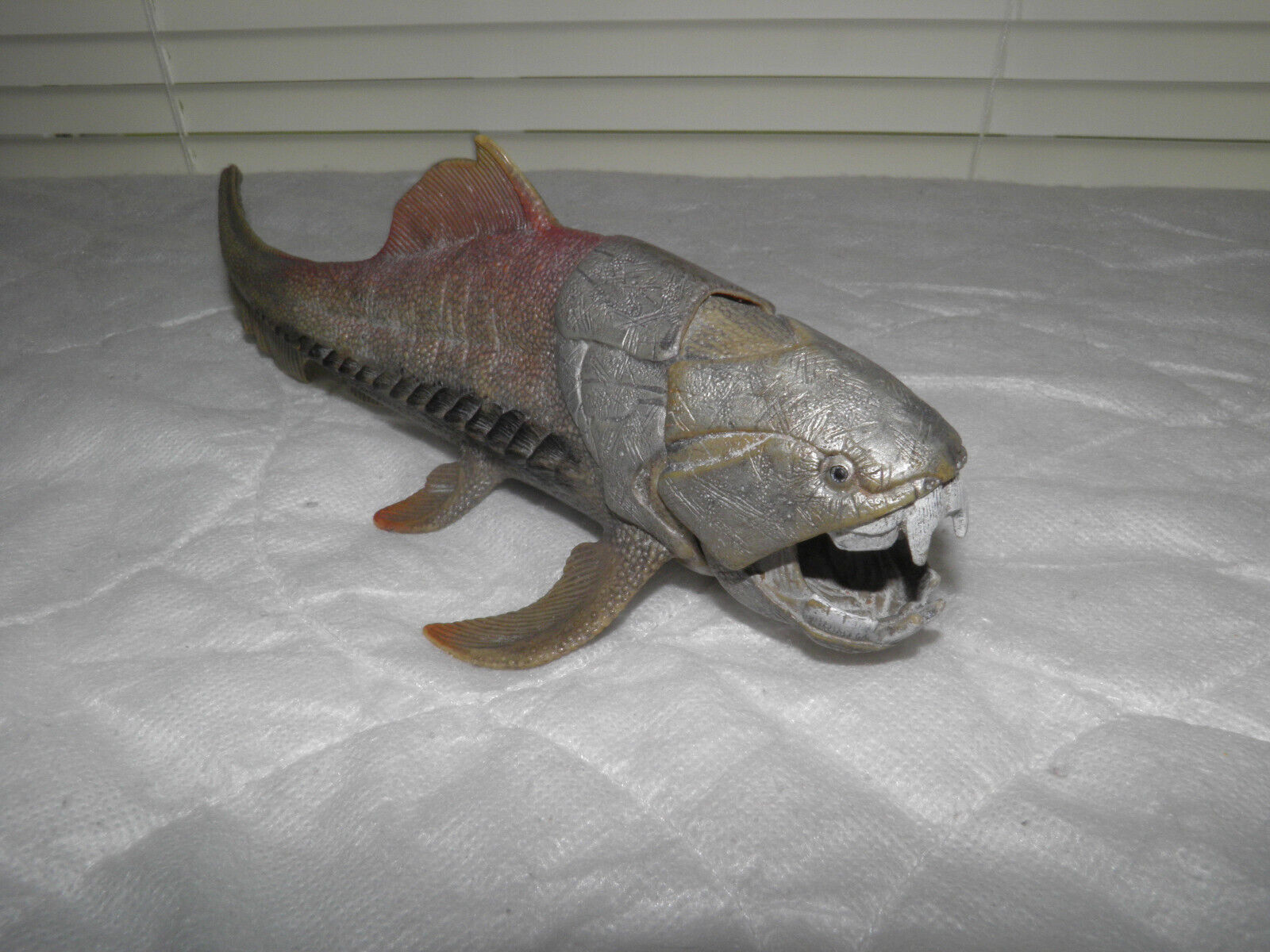 Schleich Dunkleosteus Prehistoric Dinosaur Fish Vinyl Figure 8” Articulating Jaw