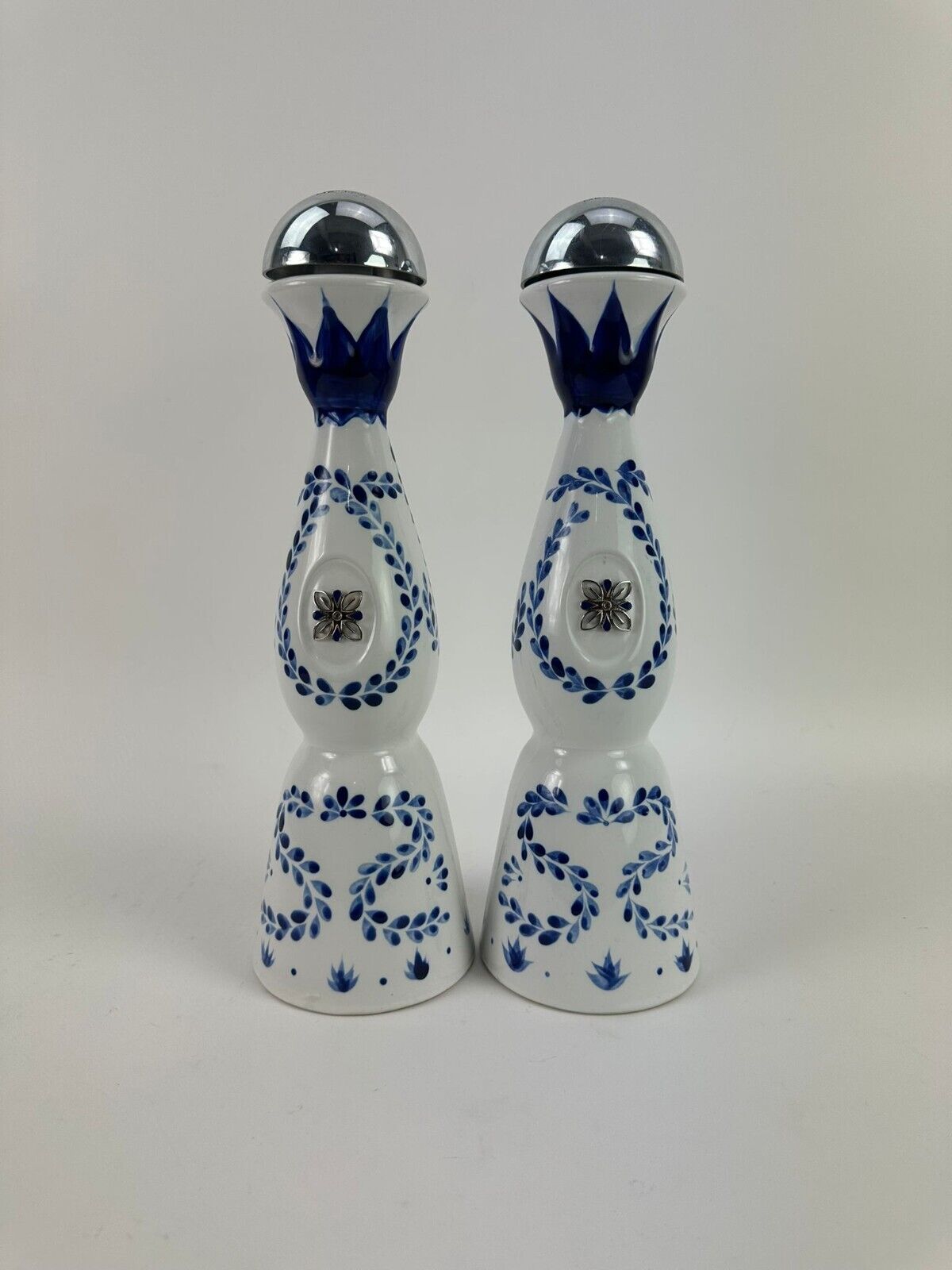 Lot Of 2 Clase Azul Reposado Tequila White And Blue Empty Bottle 750ml Rinsed