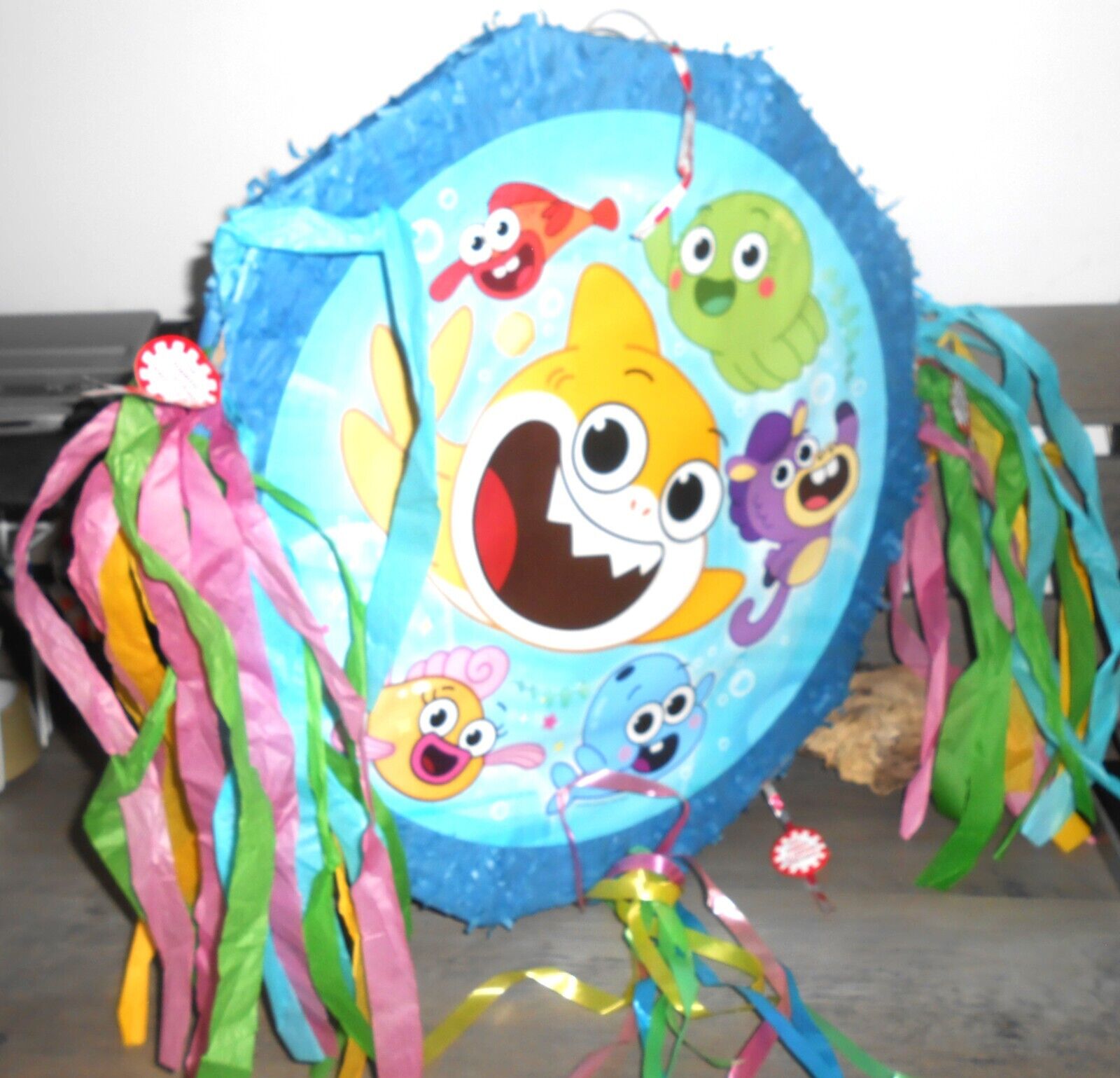 PinkFong Nickelodeon Baby Shark Pop-Out Party Pinata 18\