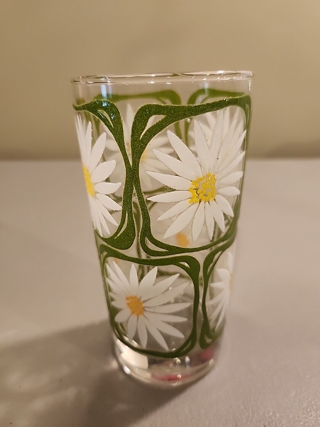 Vintage Libbey Raised Painted White Daisy Green Square Drinking  Glass