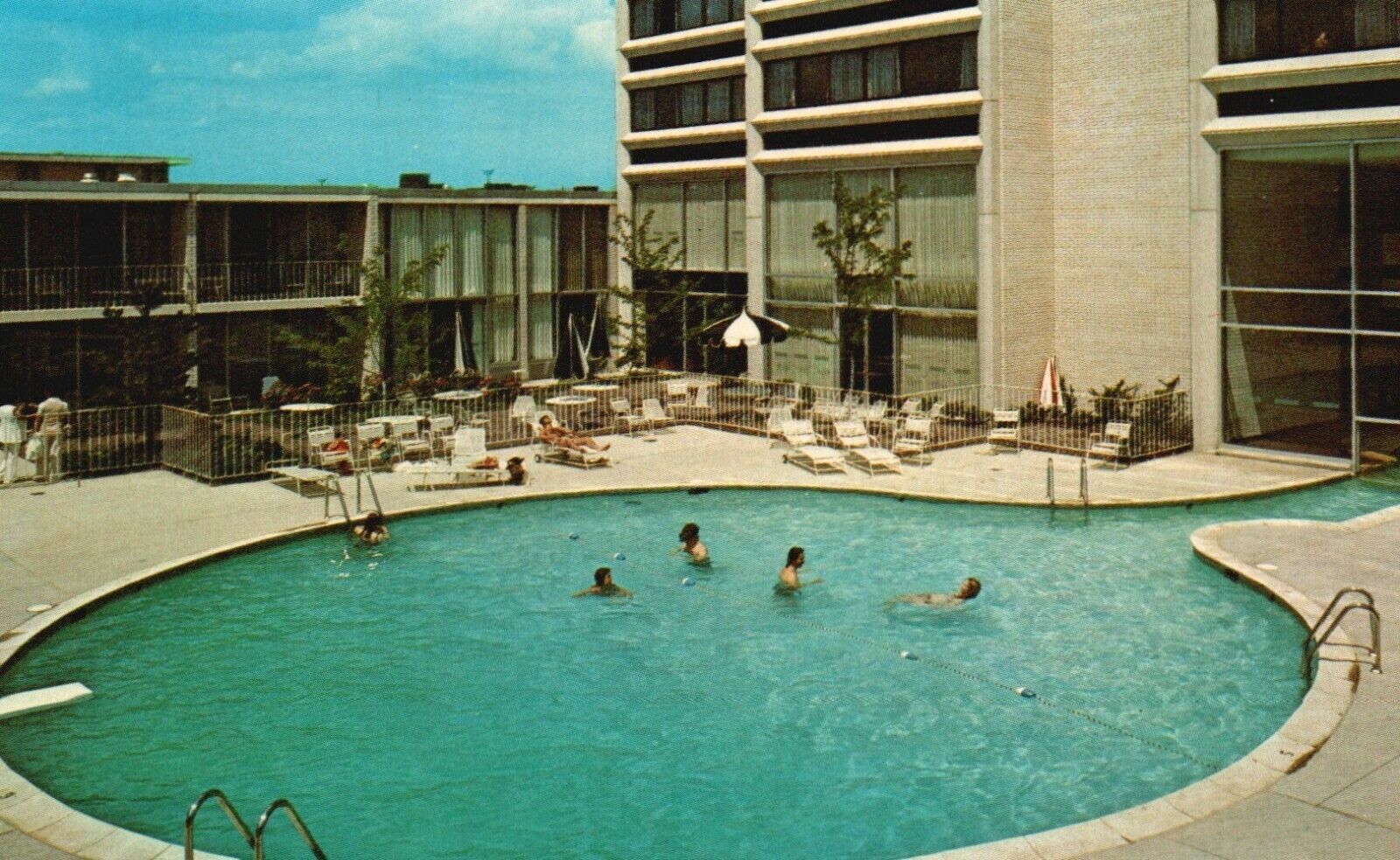 Troy, Michigan, MI, Somerset Inn, Four Seasons Pool, Vintage Postcard a8020