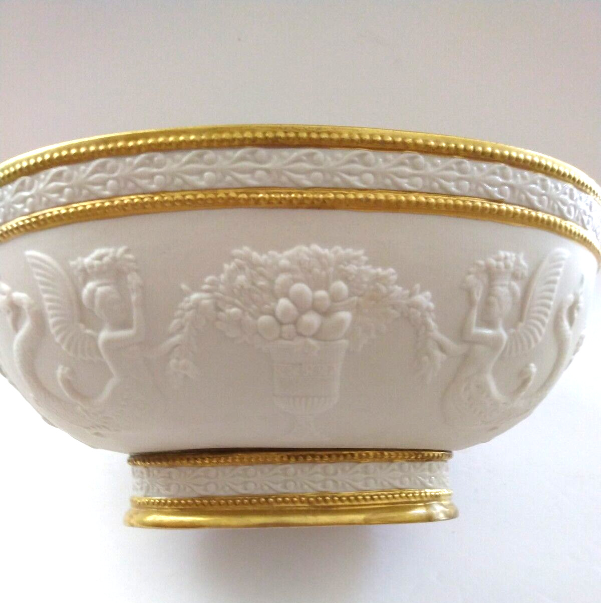 Vintage MOTTAHEDEH Oval Centerpiece Bowl White Bisque Gold Trim Glossy Interior