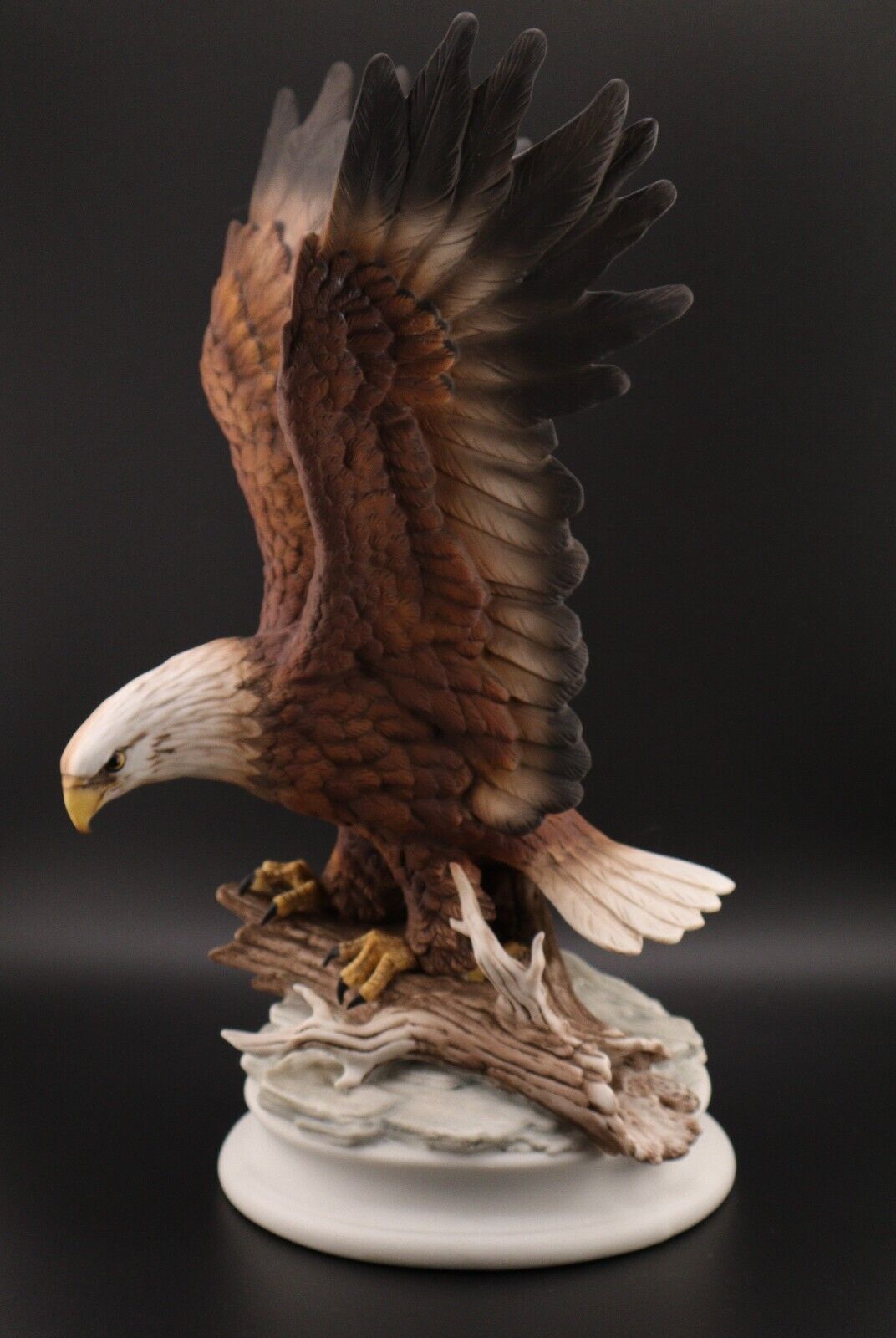 4th of July - Vntg. MASTERPIECE BY HOMCO - Large Porcelain Eagle figurine