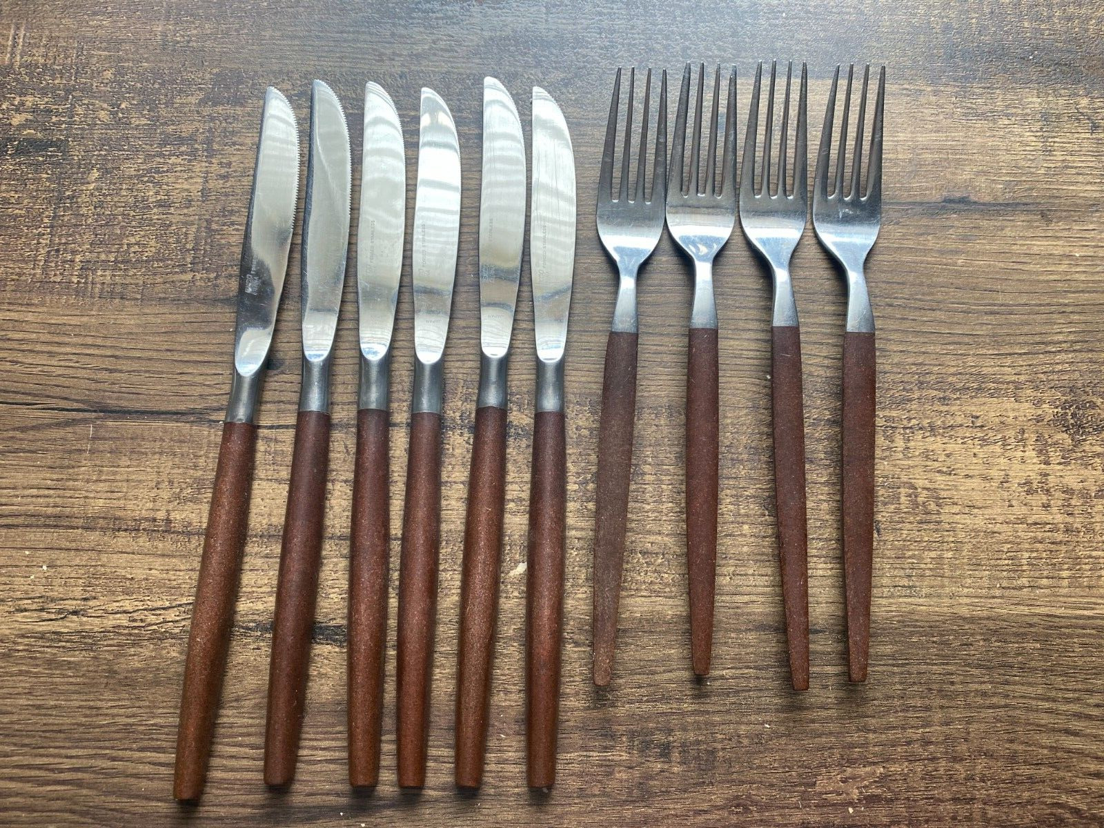 EKCO ETERNA Stainless 6 Knives & 4 Forks  w/Brown 