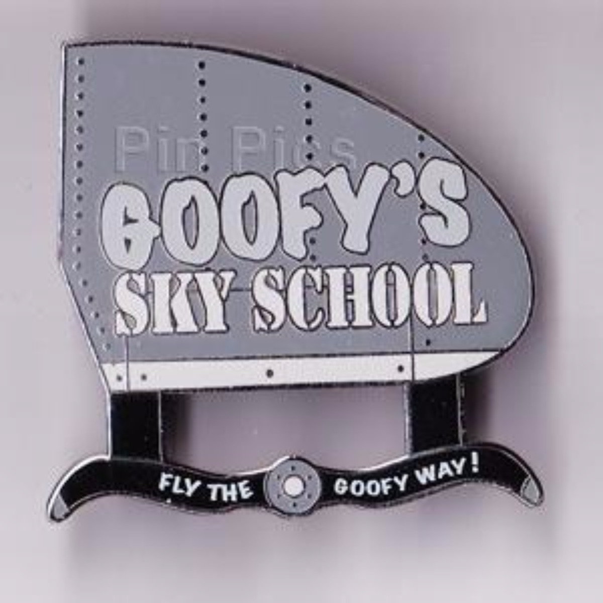 Disney Pin 84146 DLR Goofy\'s Sky School Mystery Collection Sign Chaser LE 100