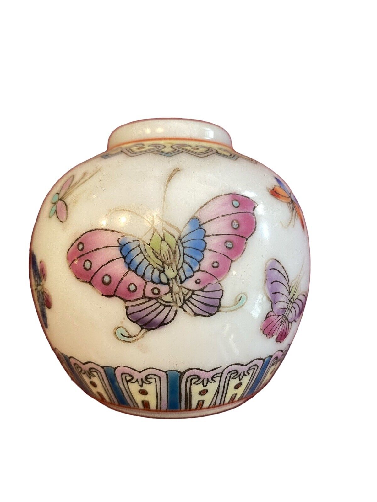 Vintage CHINESE JAR WITH BEAUTIFUL BUTTERFLIES
